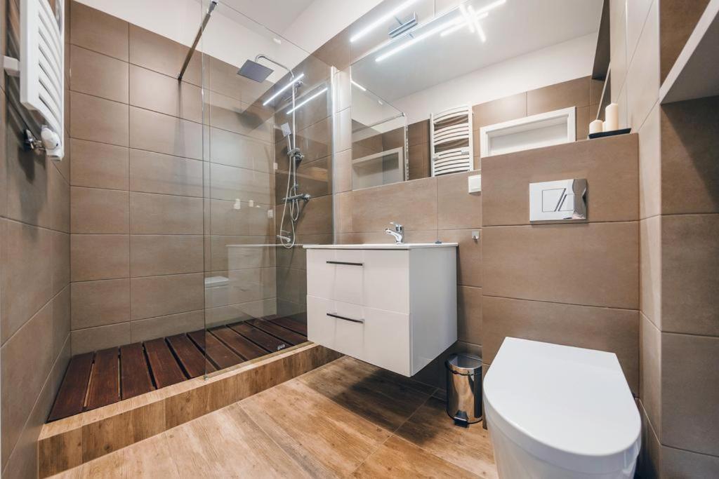 Stocznia418 Apartment Gdansk Ngoại thất bức ảnh