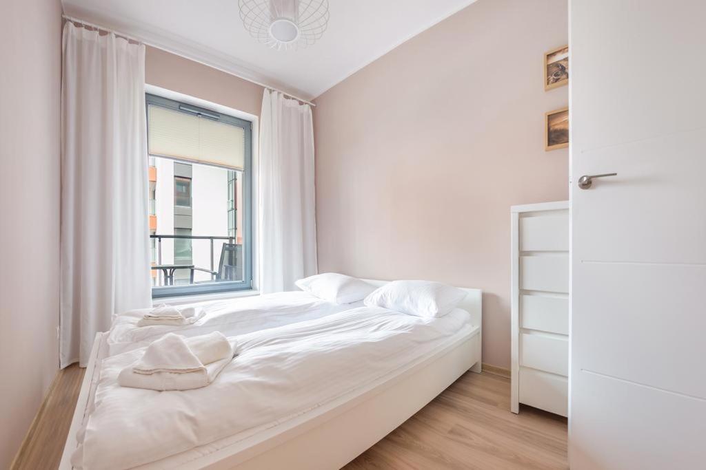 Stocznia418 Apartment Gdansk Ngoại thất bức ảnh